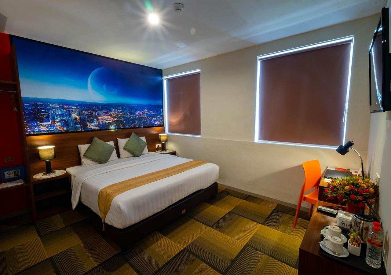 Miyanna Hotel Медан Екстериор снимка