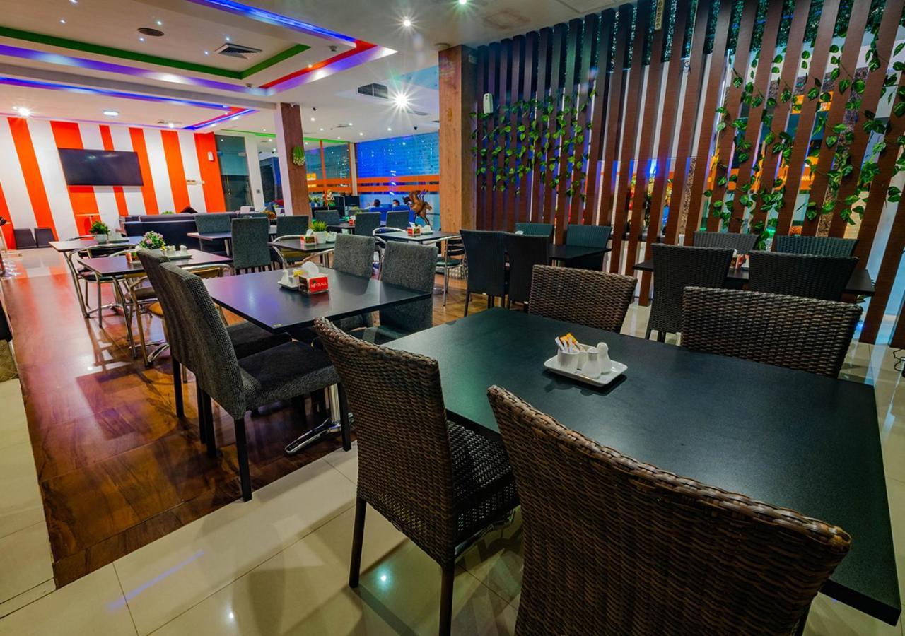 Miyanna Hotel Медан Екстериор снимка