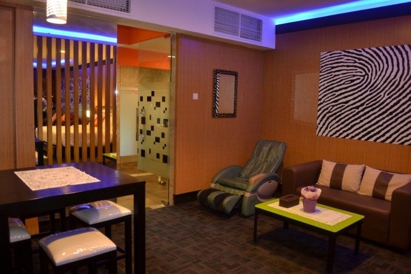 Miyanna Hotel Медан Екстериор снимка