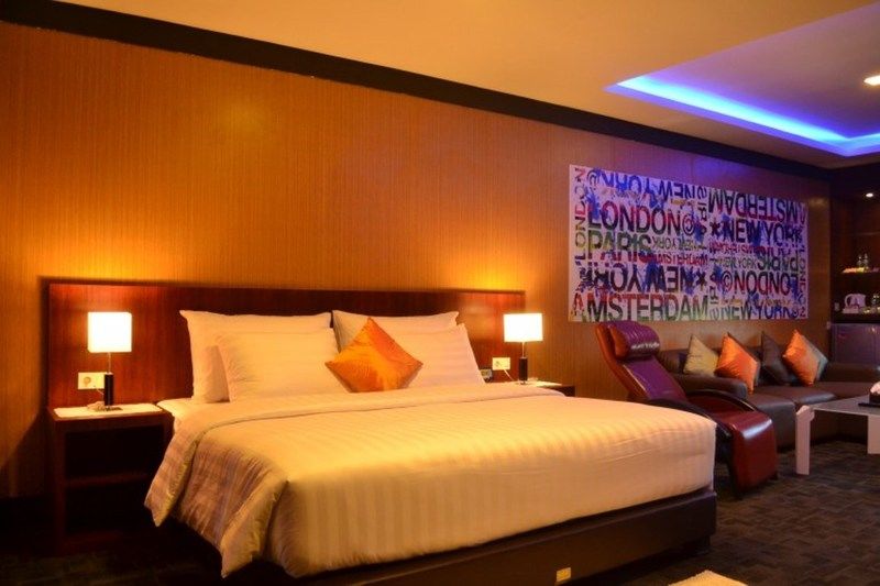 Miyanna Hotel Медан Екстериор снимка