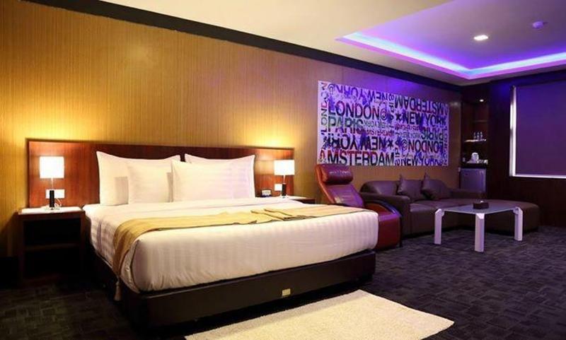 Miyanna Hotel Медан Екстериор снимка